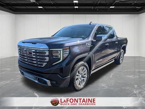 Used 2023 GMC Sierra 1500 Denali w/ Technology Package AWD/4WD image 1