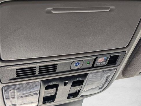 Used 2023 Honda Odyssey Touring image 11