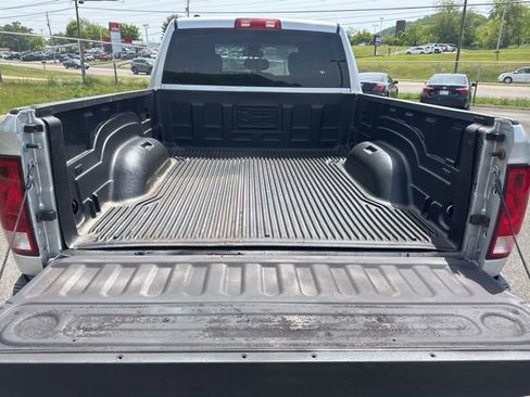 Used 2014 RAM 1500 Express AWD/4WD image 10