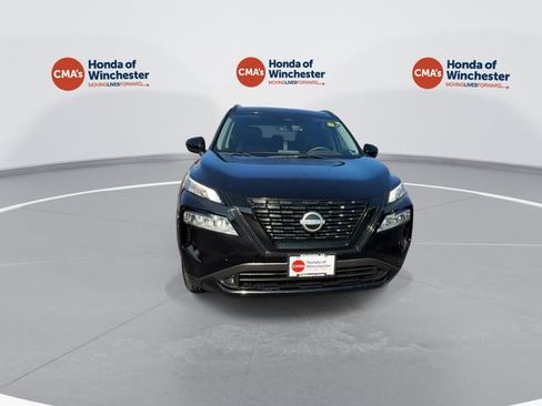 Used 2023 Nissan Rogue SV w/ SV Premium Package image 3