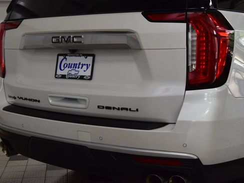 Used 2024 GMC Yukon XL Denali AWD/4WD image 22