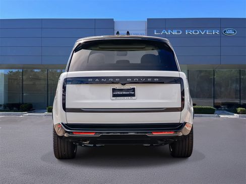 New 2026 Land Rover Range Rover SE image 5