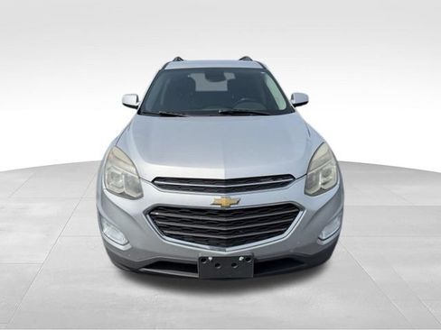 Used 2017 Chevrolet Equinox LT FWD image 8