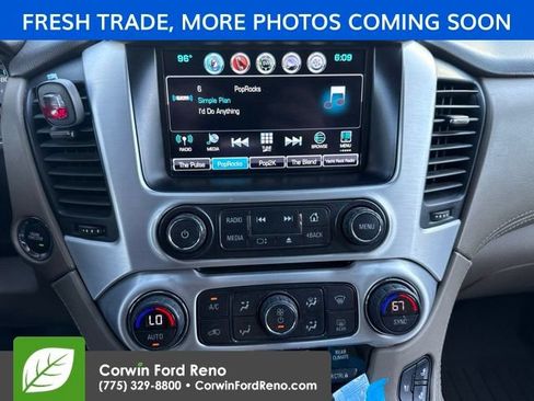 Used 2019 GMC Yukon XL SLT w/ Open Road Package AWD/4WD image 16