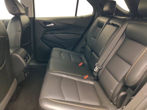 Used 2018 Chevrolet Equinox Premier AWD/4WD image 18