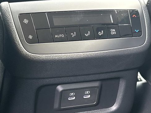 New 2026 Nissan Pathfinder SL FWD image 24