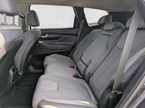Used 2023 Hyundai Santa Fe SE FWD image 17