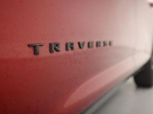 Used 2024 Chevrolet Traverse RS AWD/4WD image 16