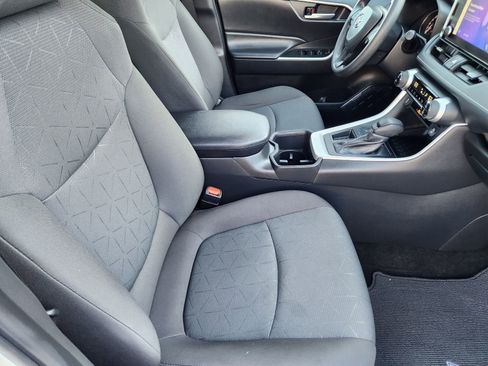 Used 2024 Toyota RAV4 XLE image 15