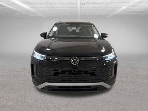 New 2026 Volkswagen Tiguan SE AWD/4WD image 2