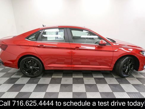 Certified 2026 Volkswagen Jetta SE FWD image 9