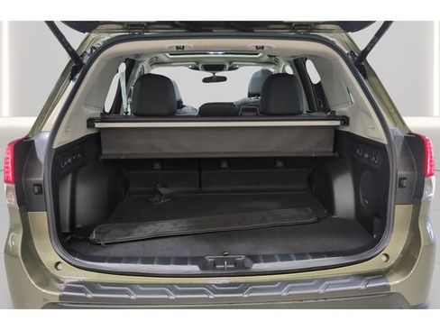 Used 2024 Subaru Forester Touring AWD/4WD image 23