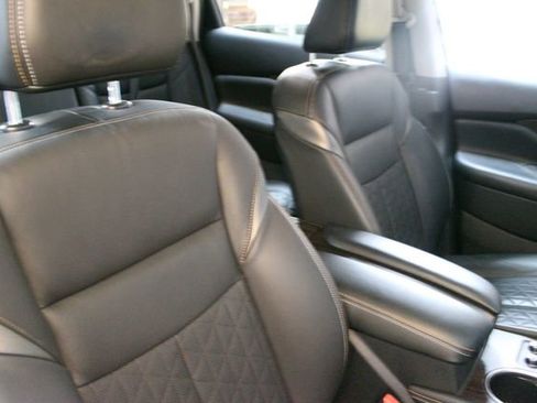Used 2022 Nissan Murano Platinum AWD/4WD image 11