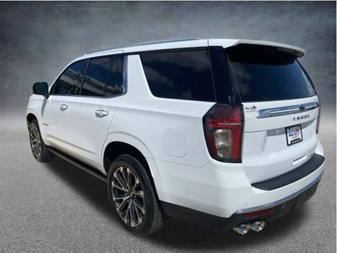 Used 2023 Chevrolet Tahoe Premier w/ Premium Package AWD/4WD image 4