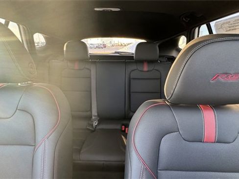 New 2026 Chevrolet Trax RS w/ Sunroof Package image 32