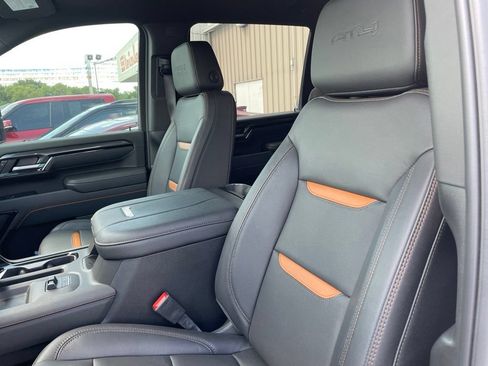 Used 2026 GMC Sierra 2500 AT4 w/ AT4 Premium Plus Package AWD/4WD image 7