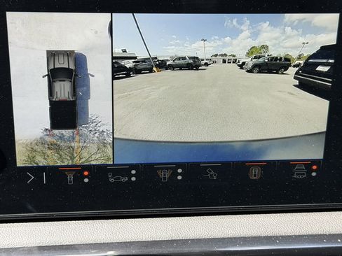 Used 2024 GMC Sierra 2500 AT4 w/ AT4 Premium Plus Package image 19