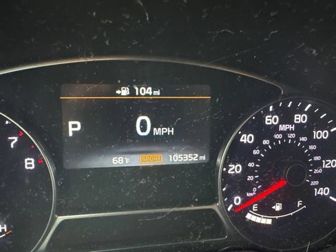 Used 2017 Kia Soul + w/ Primo Package FWD image 11