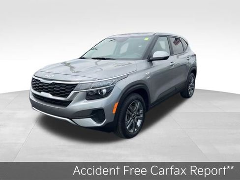 Certified 2023 Kia Seltos LX AWD/4WD image 4