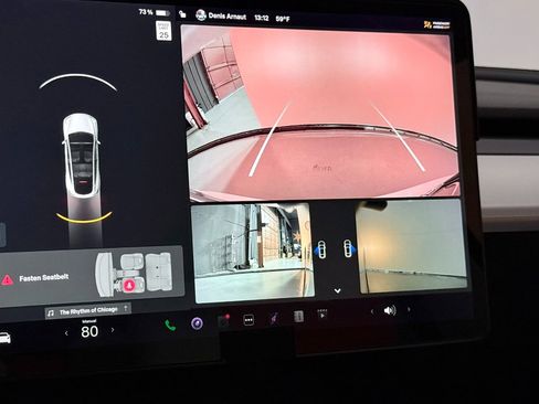 Used 2021 Tesla Model Y Long Range image 33