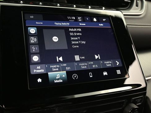 Used 2024 Jeep Grand Cherokee Laredo w/ Trailer Tow Package image 15