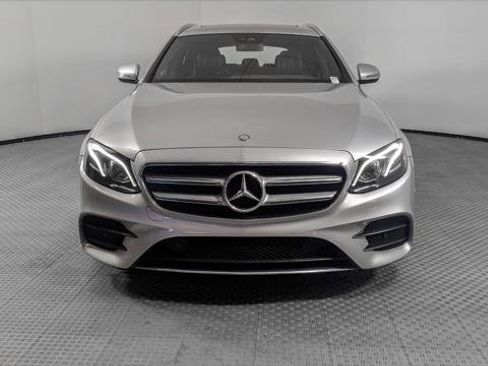 Used 2017 Mercedes-Benz E 400 4MATIC Wagon image 12