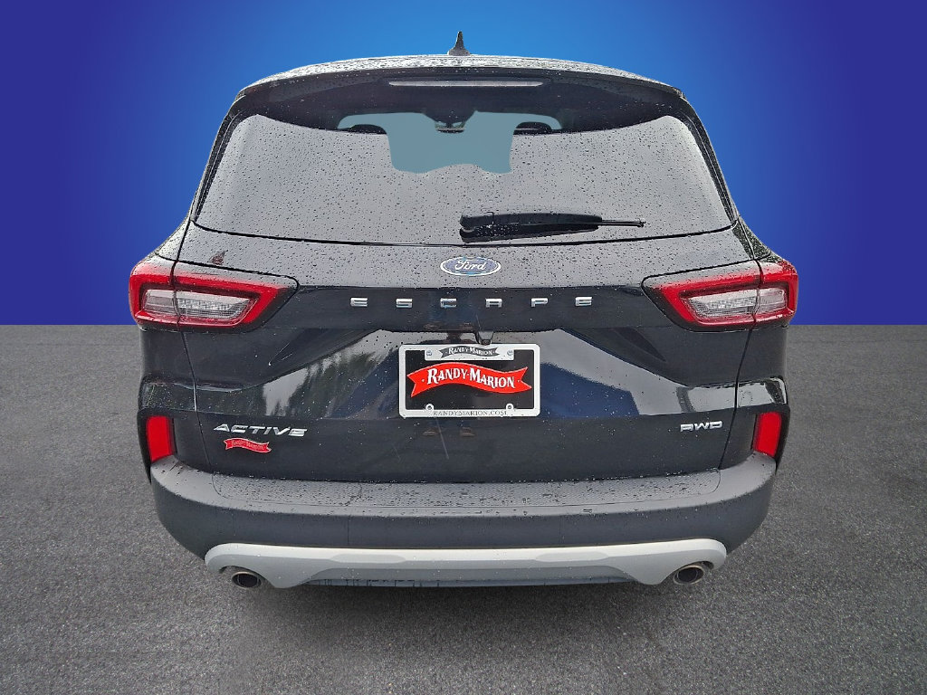 Used 2025 Ford Escape Active AWD/4WD image 5