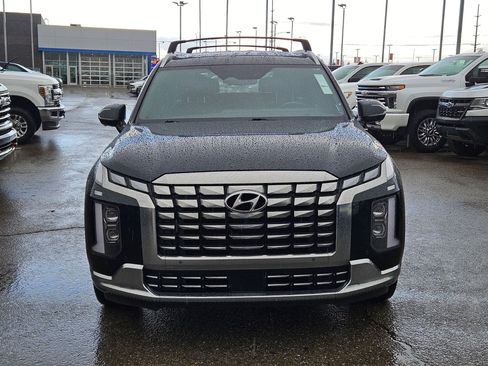 Used 2023 Hyundai Palisade Calligraphy image 9