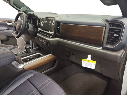 New 2026 Chevrolet Silverado 1500 High Country w/ Technology Package image 15