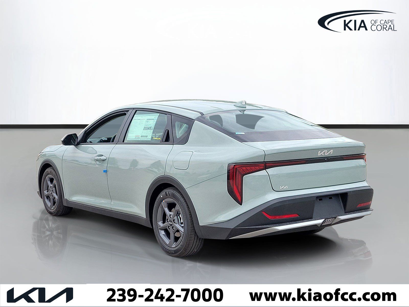 New 2026 Kia K4 FWD image 4