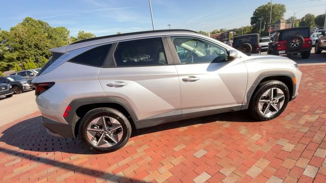 Used 2025 Hyundai Tucson SEL AWD/4WD image 2