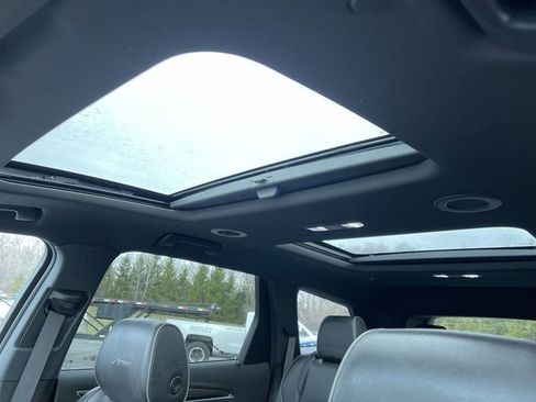 Used 2022 Buick Enclave Avenir w/ Trailering Package, 5000 lbs. image 18