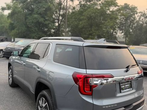 Used 2023 GMC Acadia SLE w/ Driver Convenience Package AWD/4WD image 3