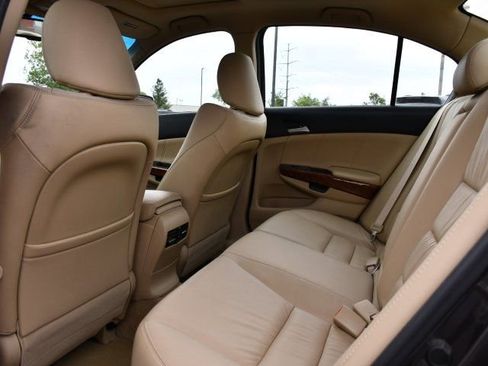 Used 2011 Honda Accord EX-L image 16