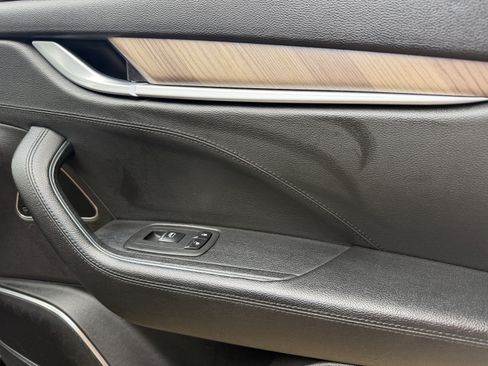 Used 2021 Maserati Levante S AWD/4WD image 10
