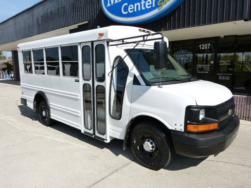 Used 2007 Chevrolet Express 3500 w/ School Bus Package image 6