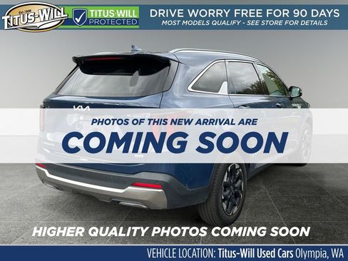 Used 2024 Kia Sorento S w/ Panoramic Sunroof Package image 4