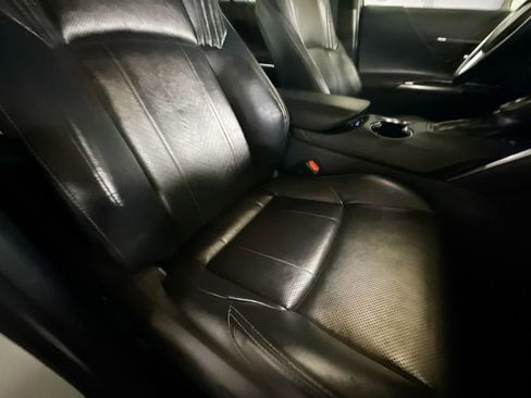 Used 2021 Toyota Venza Limited w/ Advanced Technology Package image 30