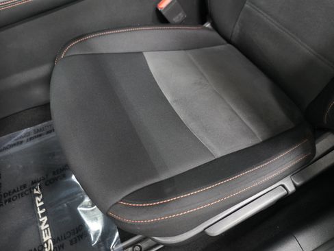 Used 2021 Nissan Sentra SR FWD image 12