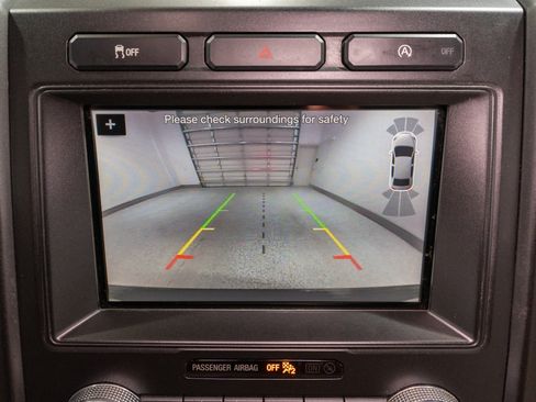 Used 2019 Ford Expedition Limited RWD image 23