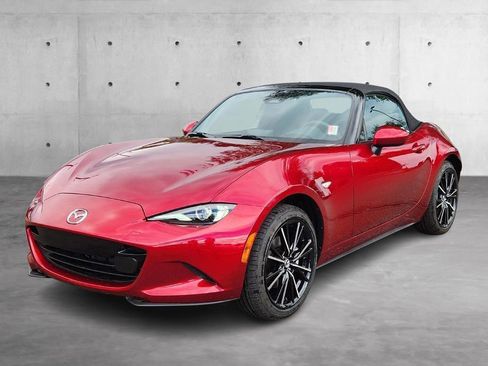 New 2025 MAZDA MX-5 Miata Grand Touring w/ Weather Package image 26