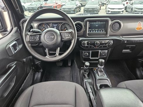 Used 2023 Jeep Wrangler Unlimited Sport AWD/4WD image 12