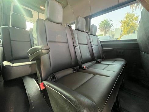 Used 2023 Mercedes-Benz Sprinter 2500 w/ Acoustic Package image 18