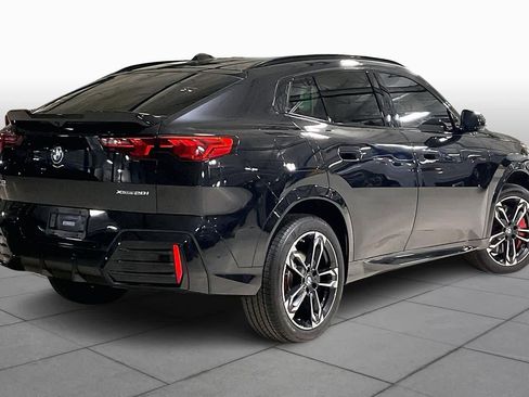 Certified 2025 BMW X2 xDrive28i w/ Technology Package image 13
