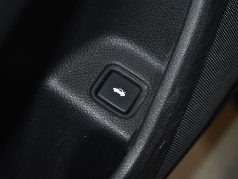 Used 2020 Honda Accord Sport image 6