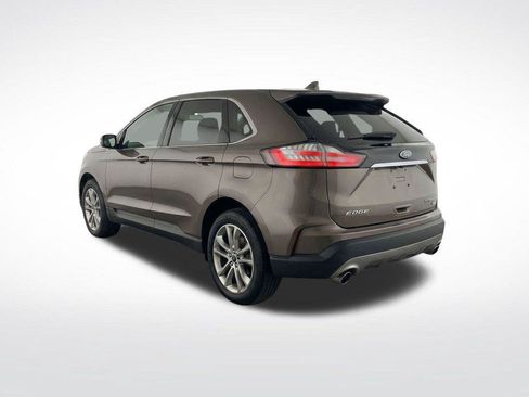 Used 2019 Ford Edge Titanium w/ Equipment Group 301A AWD/4WD image 33