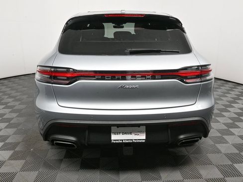 Certified 2025 Porsche Macan image 29