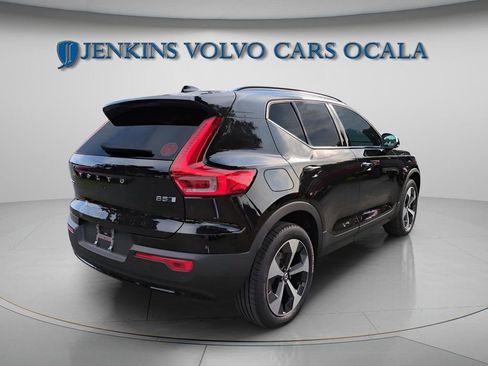 New 2025 Volvo XC40 B5 Plus w/ Protection Package Premier AWD/4WD image 3