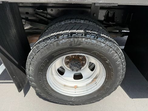 Used 2012 RAM 3500 ST w/ ST Decor Group AWD/4WD image 13