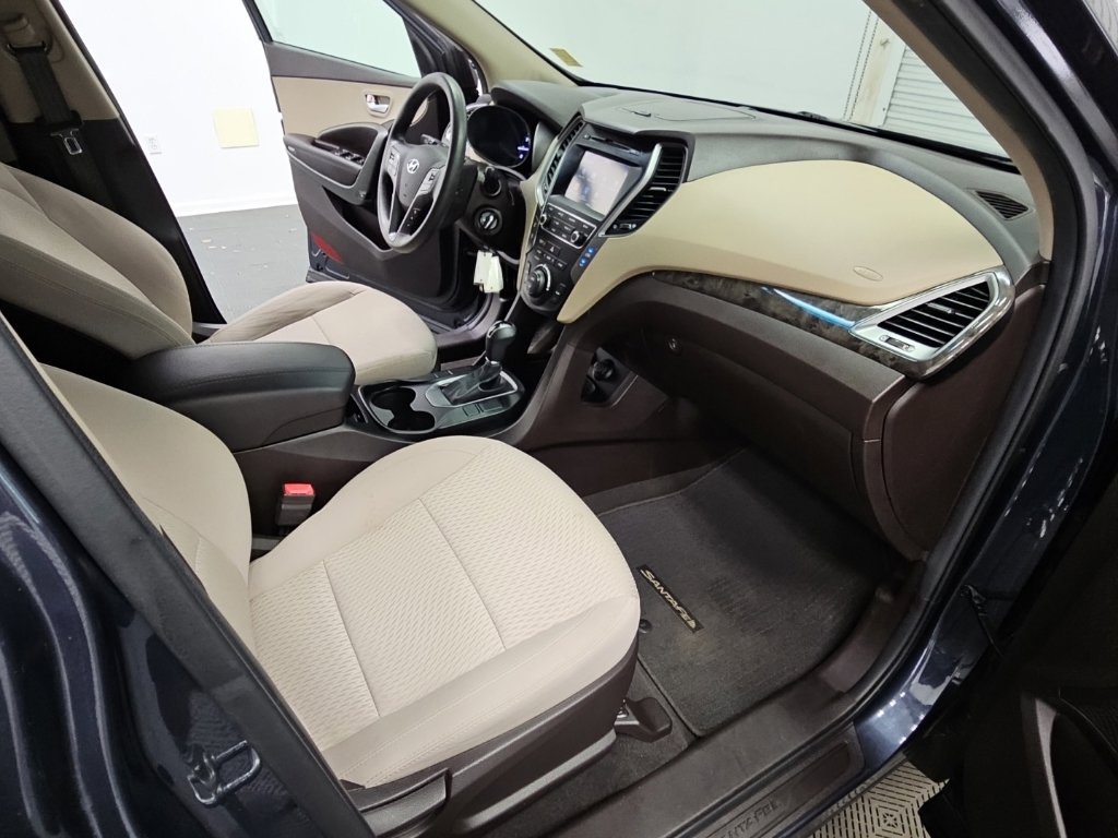 Used 2017 Hyundai Santa Fe Sport FWD image 35